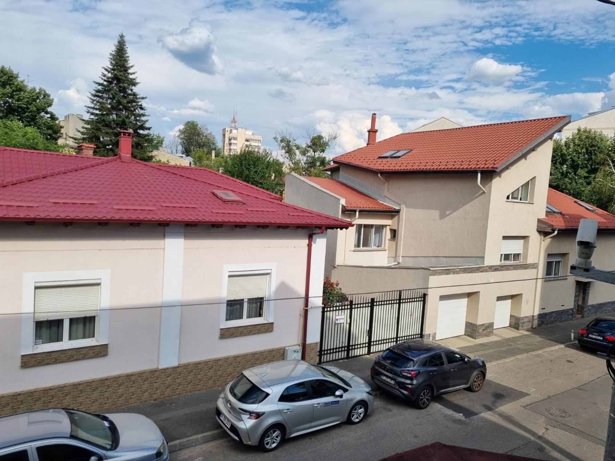 Cozy Apartment Near City Center Bükreş Dış mekan fotoğraf